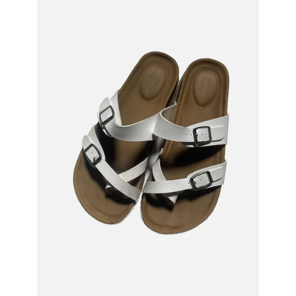 Madden Girl Brycee Sandals Kids Size 3 White Buckle Straps Casual Summer Slides